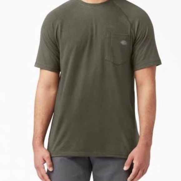 Dickies Other - Men's Dickies Temp iQ Performance Cooling T-Shirt Size Large
